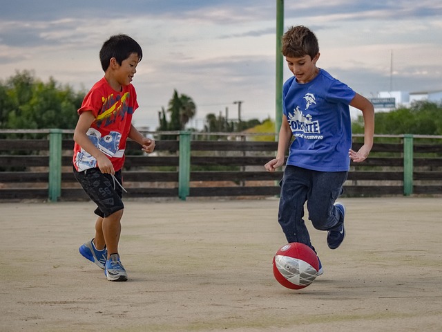 巨星携手筑 巨星携手筑