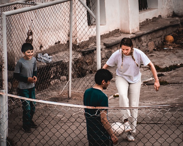 安东尼-戴维斯关键表现帮助独行侠客场险胜公牛.